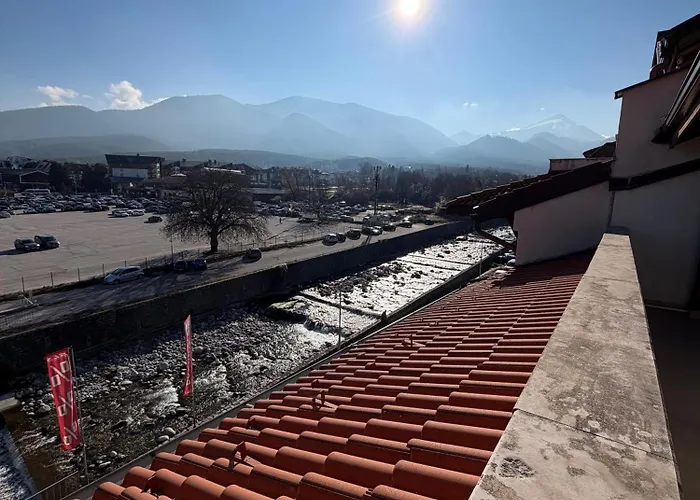 Royal Towers Lift View * Bansko