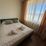 Royal Towers Lift View Апартаменты
