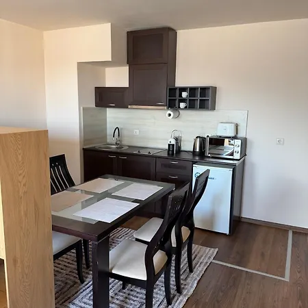 Royal Towers Lift View