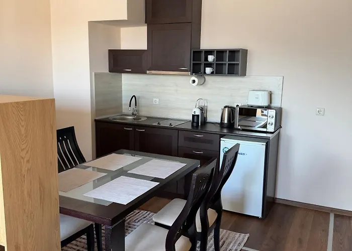 Royal Towers Lift View