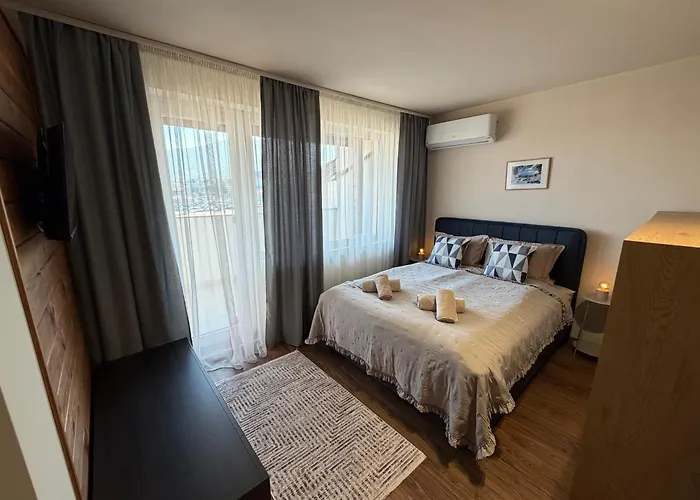 Apartman Royal Towers Lift View