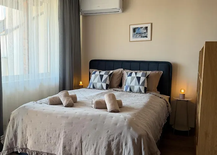 Royal Towers Lift View