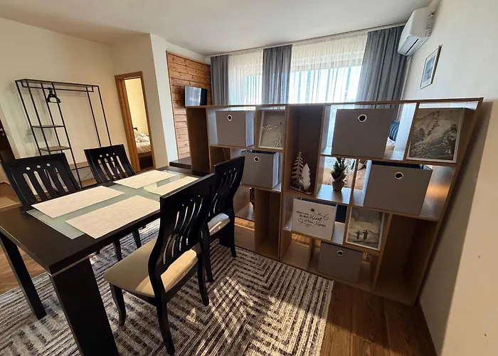 Royal Towers Lift View